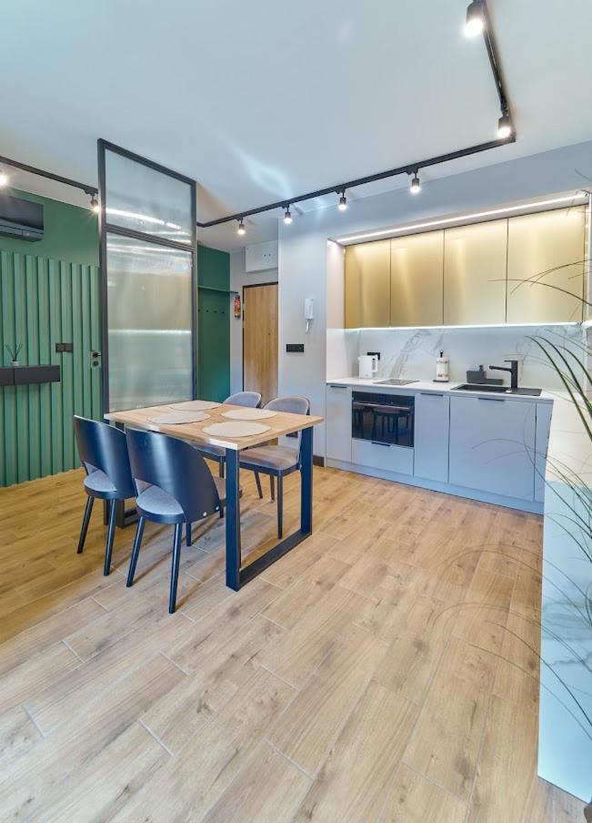 Laguna Ogrody Pieniawskie 33 Emerald Vip-Z Balkonem Поляница-Здруй Экстерьер фото